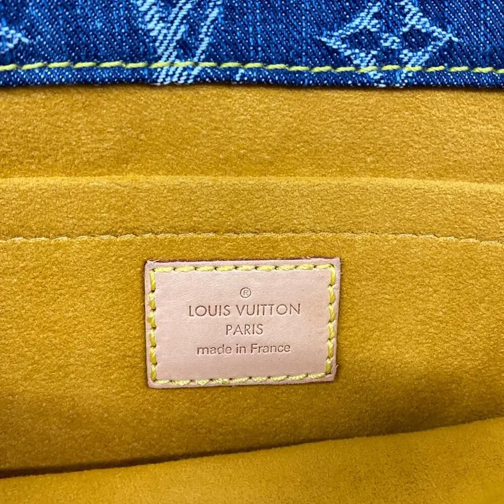 Louis Vuitton Flat Shopper Monogram Denim Handbag M95018